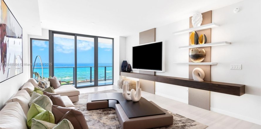 Condo in Pompano Beach, Florida, 3 bedrooms  № 1858897