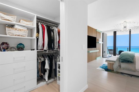Condo in Pompano Beach, Florida, 3 bedrooms  № 1858897 - photo 19
