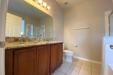 Casa en alquiler en Orlando, Florida, 3 dormitorios, 208.94 m2 № 1919745 - foto 16