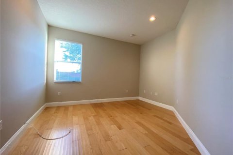 Casa en alquiler en Orlando, Florida, 3 dormitorios, 208.94 m2 № 1919745 - foto 14