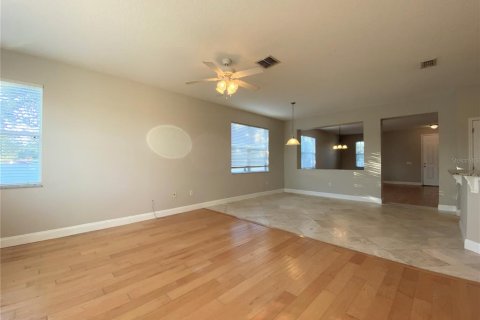 Casa en alquiler en Orlando, Florida, 3 dormitorios, 208.94 m2 № 1919745 - foto 9