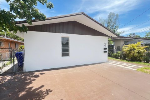 Appartement à louer à Miami, Floride: 2 chambres, 60.39 m2 № 1856889 - photo 2