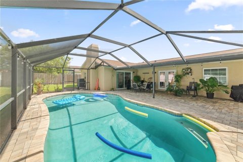 House in Brandon, Florida 3 bedrooms, 138.05 sq.m. № 2306178 - photo 29
