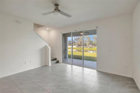 Touwnhouse à vendre à Wesley Chapel, Floride: 3 chambres, 155.43 m2 № 2424127 - photo 16