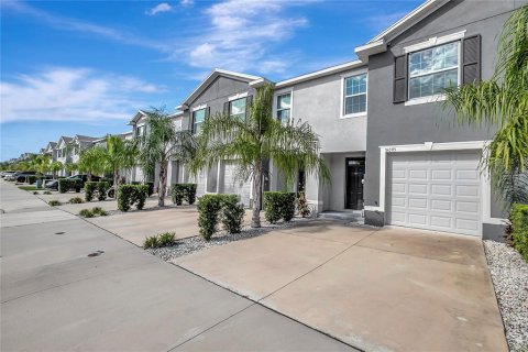 Touwnhouse à vendre à Wesley Chapel, Floride: 3 chambres, 155.43 m2 № 2424127 - photo 3