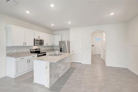 Touwnhouse à vendre à Wesley Chapel, Floride: 3 chambres, 155.43 m2 № 2424127 - photo 8