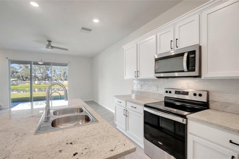 Touwnhouse à vendre à Wesley Chapel, Floride: 3 chambres, 155.43 m2 № 2424127 - photo 12