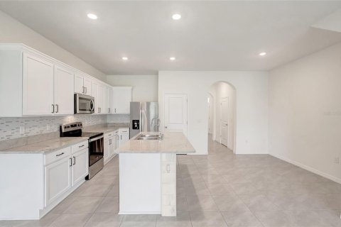 Touwnhouse à vendre à Wesley Chapel, Floride: 3 chambres, 155.43 m2 № 2424127 - photo 9
