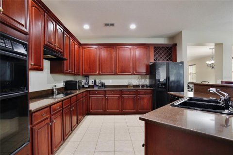 House in Orlando, Florida 3 bedrooms, 174.93 sq.m. № 1613877 - photo 12
