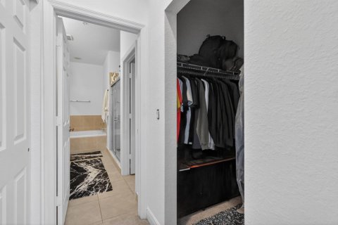 Touwnhouse à vendre à Miramar, Floride: 3 chambres, 185.8 m2 № 2085752 - photo 24
