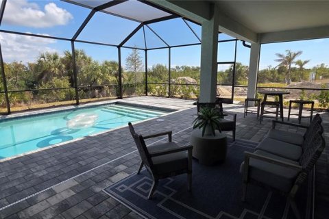 House in Port Charlotte, Florida 3 bedrooms, 245.91 sq.m. № 2109035 - photo 21
