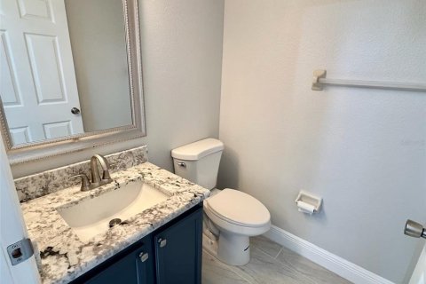 House in Poinciana, Florida 4 bedrooms, 186.45 sq.m. № 2391446 - photo 4