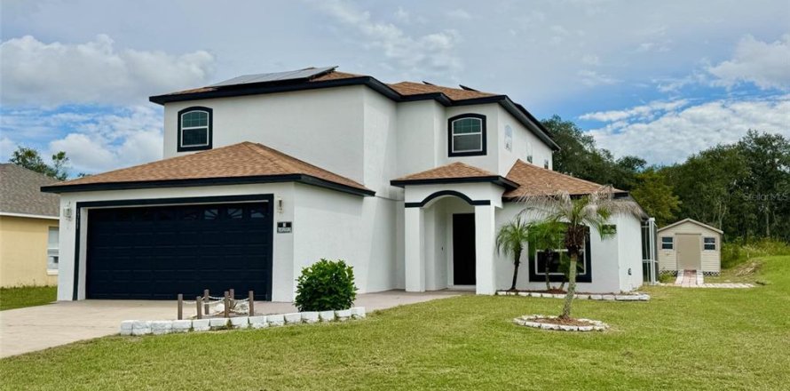 House in Poinciana, Florida 4 bedrooms, 186.45 sq.m. № 2391446