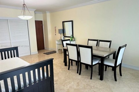 Copropriété à vendre à Hollywood, Floride: 1 chambre, 84.08 m2 № 2189453 - photo 4