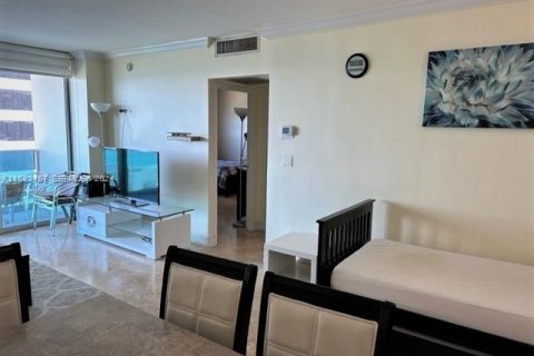 Copropriété à vendre à Hollywood, Floride: 1 chambre, 84.08 m2 № 2189453 - photo 3