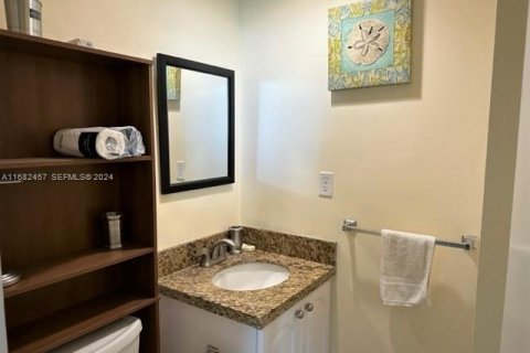 Copropriété à vendre à Hollywood, Floride: 1 chambre, 84.08 m2 № 2189453 - photo 11