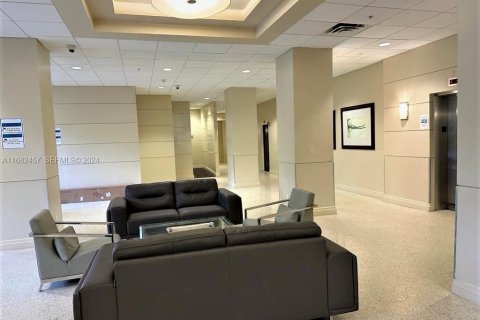 Copropriété à vendre à Hollywood, Floride: 1 chambre, 84.08 m2 № 2189453 - photo 22