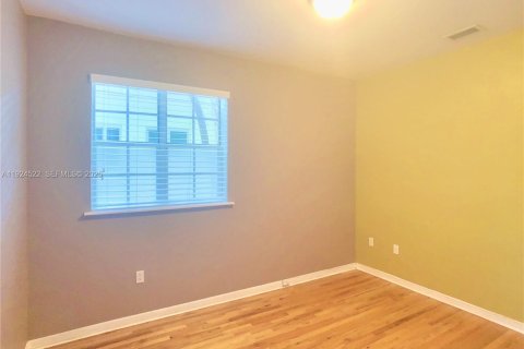 Copropriété à vendre à Miami Beach, Floride: 2 chambres, 56.95 m2 № 1984259 - photo 6