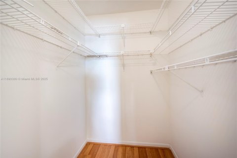 Copropriété à louer à Sunrise, Floride: 2 chambres, 78.04 m2 № 1946862 - photo 18