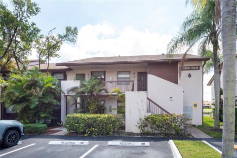 Copropriété à louer à Sunrise, Floride: 2 chambres, 78.04 m2 № 1946862 - photo 2