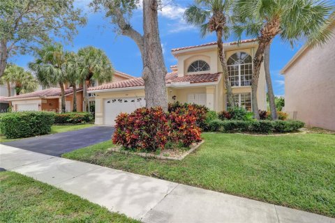 House in Margate, Florida 3 bedrooms, 189.89 sq.m. № 1696721 - photo 1