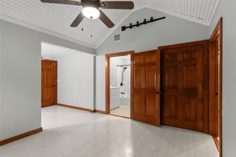 House in Riverview, Florida 3 bedrooms, 156.35 sq.m. № 2234057 - photo 21