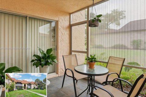 House in Coral Springs, Florida 3 bedrooms, 126.81 sq.m. № 1826036 - photo 1