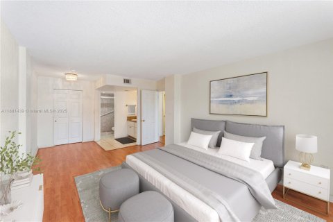 Condominio en venta en Miami, Florida, 2 dormitorios, 105.63 m2 № 1931315 - foto 8