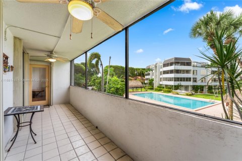 Condominio en venta en Miami, Florida, 2 dormitorios, 105.63 m2 № 1931315 - foto 10