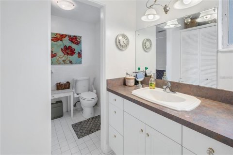 Condominio en venta en Tierra Verde, Florida, 2 dormitorios, 119.94 m2 № 1248653 - foto 27