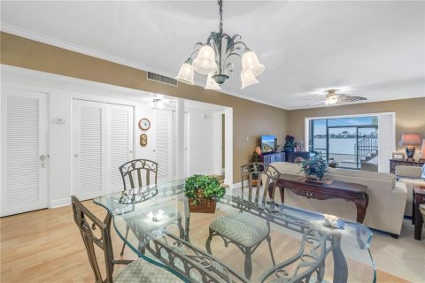 Condominio en venta en Tierra Verde, Florida, 2 dormitorios, 119.94 m2 № 1248653 - foto 14