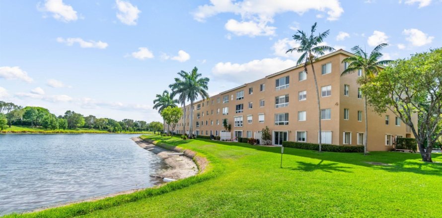 Condo in Boynton Beach, Florida, 3 bedrooms  № 1183627