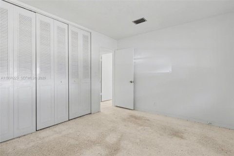 Villa ou maison à vendre à Lauderhill, Floride: 2 chambres, 88.26 m2 № 1995952 - photo 20
