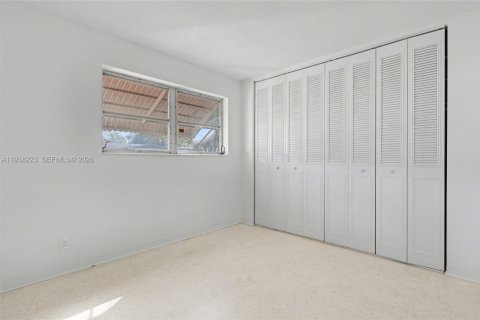 Villa ou maison à vendre à Lauderhill, Floride: 2 chambres, 88.26 m2 № 1995952 - photo 16