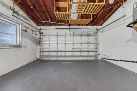 Villa ou maison à vendre à Lauderhill, Floride: 2 chambres, 88.26 m2 № 1995952 - photo 24