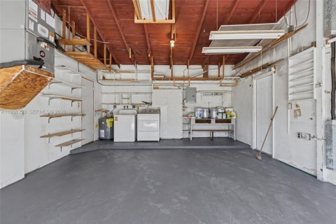 Villa ou maison à vendre à Lauderhill, Floride: 2 chambres, 88.26 m2 № 1995952 - photo 23