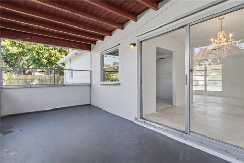 Villa ou maison à vendre à Lauderhill, Floride: 2 chambres, 88.26 m2 № 1995952 - photo 27