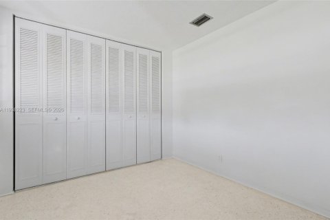 Villa ou maison à vendre à Lauderhill, Floride: 2 chambres, 88.26 m2 № 1995952 - photo 17