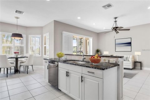 Villa ou maison à louer à Wimauma, Floride: 3 chambres, 224.82 m2 № 2412583 - photo 13
