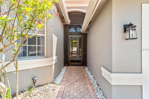 Villa ou maison à louer à Wimauma, Floride: 3 chambres, 224.82 m2 № 2412583 - photo 2