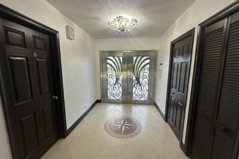 Casa en venta en Plantation, Florida, 3 dormitorios, 170.38 m2 № 2084497 - foto 5