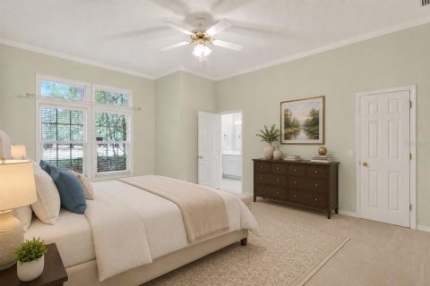 House in Gainesville, Florida 3 bedrooms, 207.45 sq.m. № 2196019 - photo 9