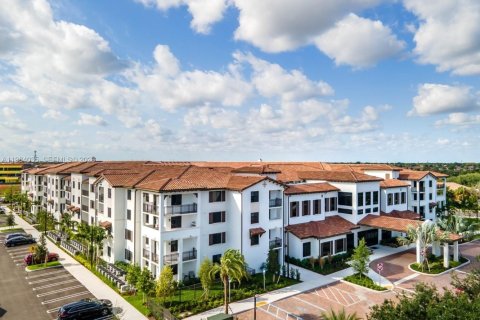 Снять в аренду квартиру в Купер-Сити, Флорида 2 спальни, 135.92м2, № 2050803 - фото 2