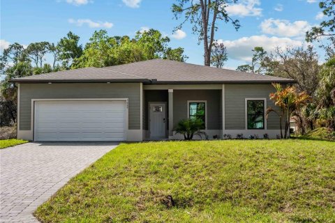 Casa en North Port, Florida 4 dormitorios, 158.86 m2 № 2117095