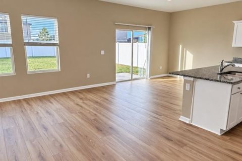 Villa ou maison à vendre à Zephyrhills, Floride: 3 chambres, 169.64 m2 № 2436745 - photo 3
