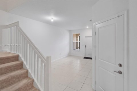 Touwnhouse à vendre à Lauderhill, Floride: 3 chambres, 151.99 m2 № 1953700 - photo 7