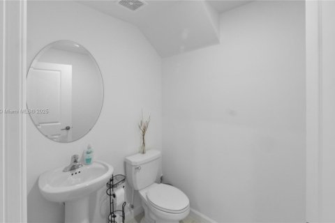 Touwnhouse à vendre à Lauderhill, Floride: 3 chambres, 151.99 m2 № 1953700 - photo 23