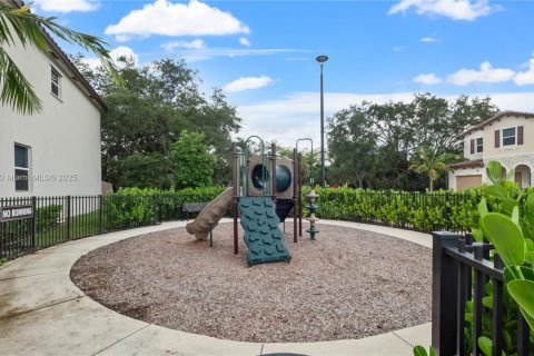 Touwnhouse à vendre à Lauderhill, Floride: 3 chambres, 151.99 m2 № 1953700 - photo 29