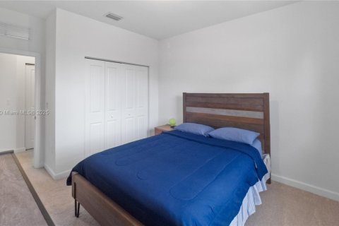 Touwnhouse à vendre à Lauderhill, Floride: 3 chambres, 151.99 m2 № 1953700 - photo 12