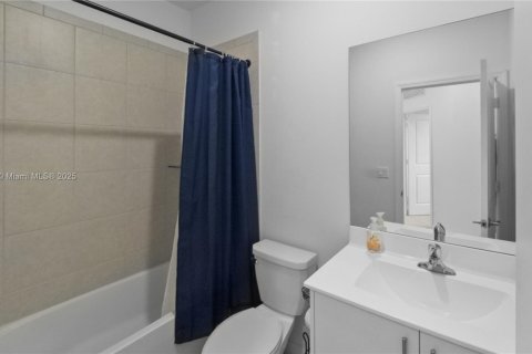 Touwnhouse à vendre à Lauderhill, Floride: 3 chambres, 151.99 m2 № 1953700 - photo 24